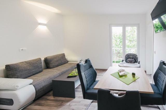 Villa Sarah Klimno Eksteriør bilde